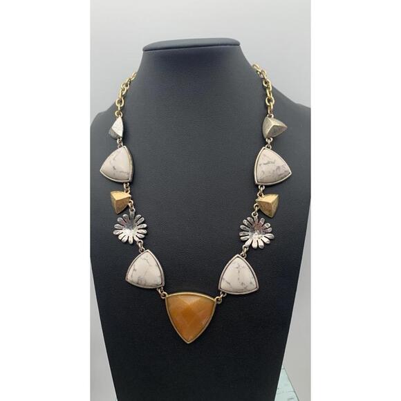 Lucky Brand Sunstone & Howlite Stone Flower Silver tone Collar Necklace - Picture 1 of 5